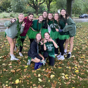 Meet your Posher, Avery